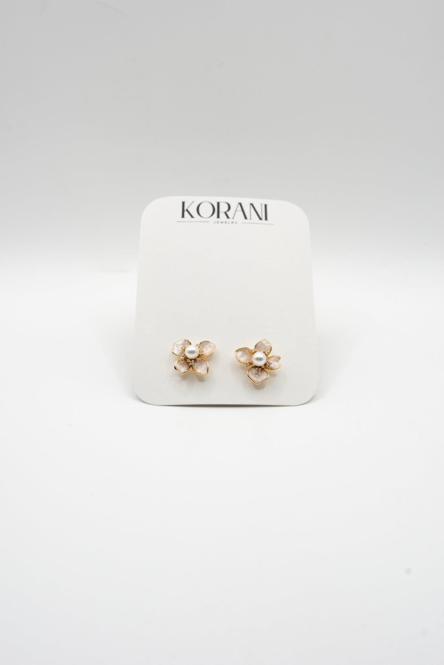 ARETE STUD LUCIA