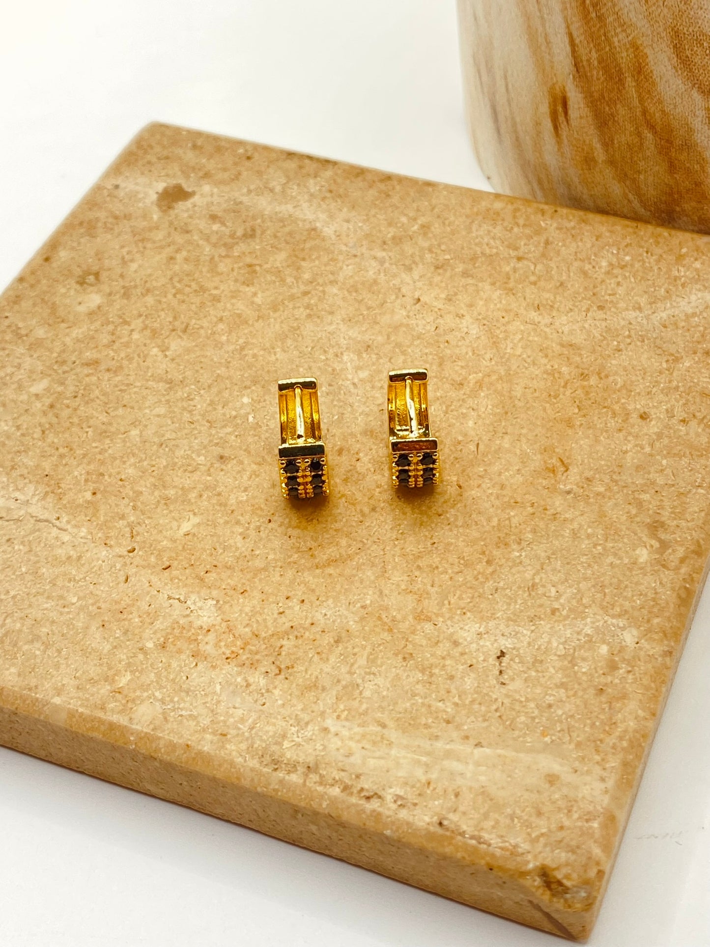 ARETE HOOP VALE