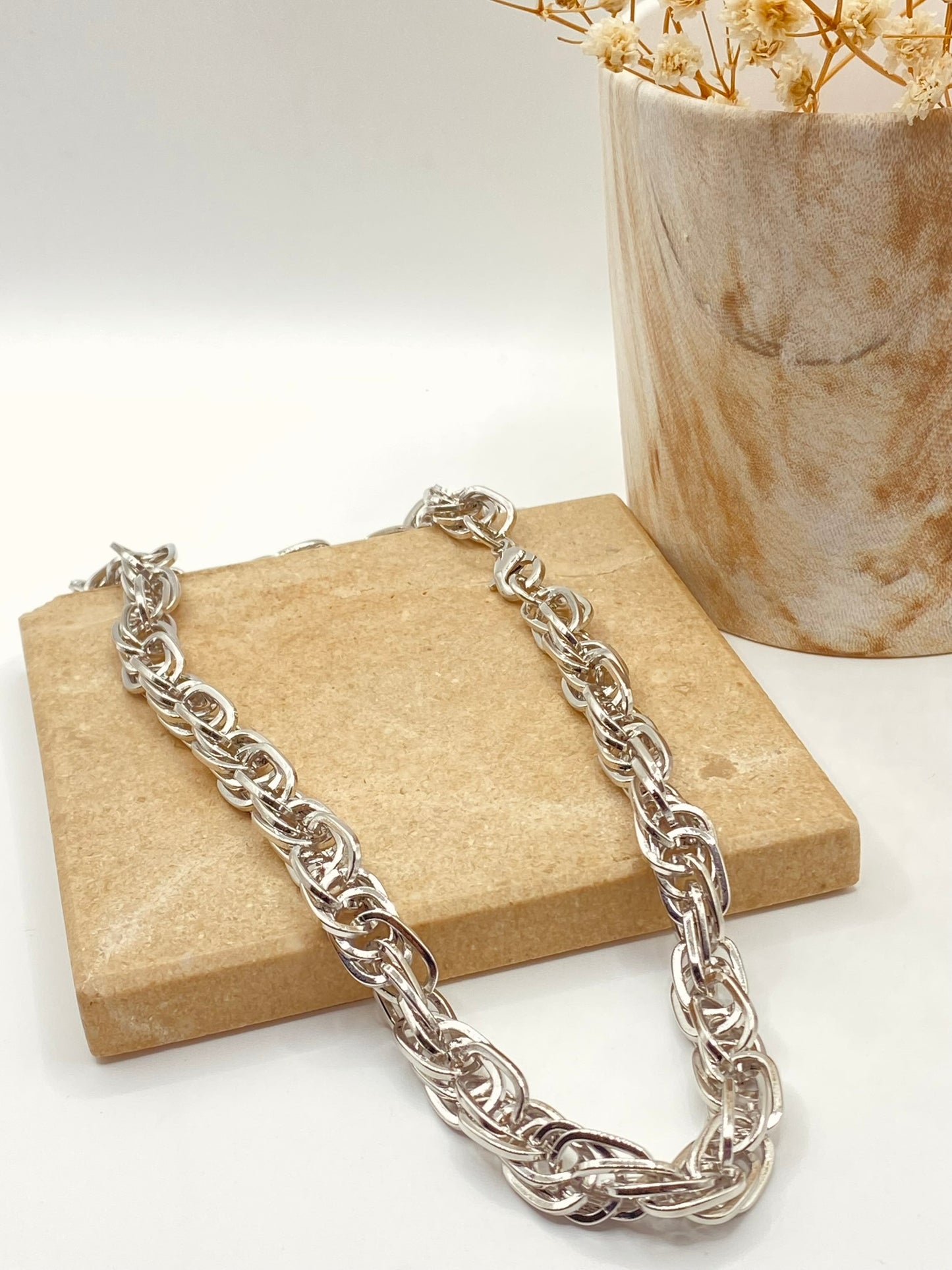 COLLAR LUISA