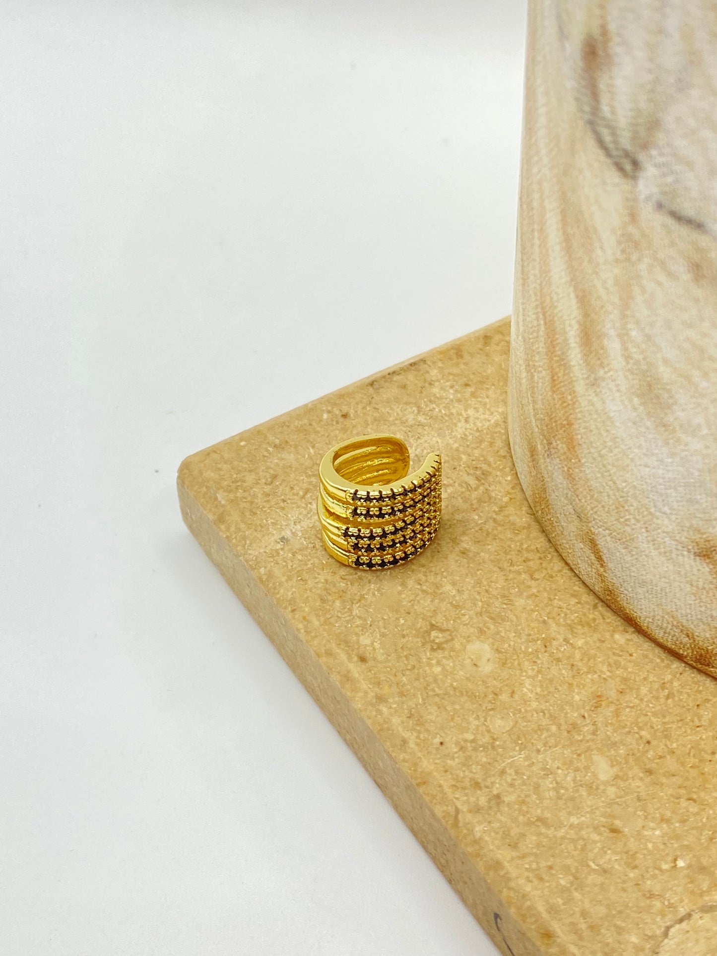 EARCUFF PAO