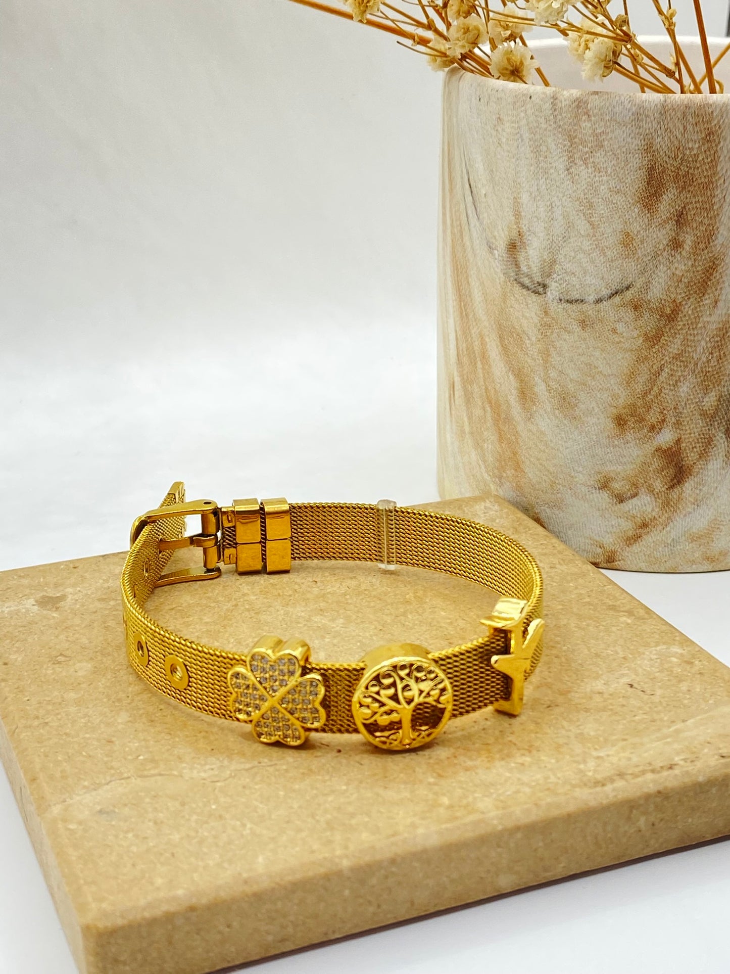 BRAZALETE CHARMS