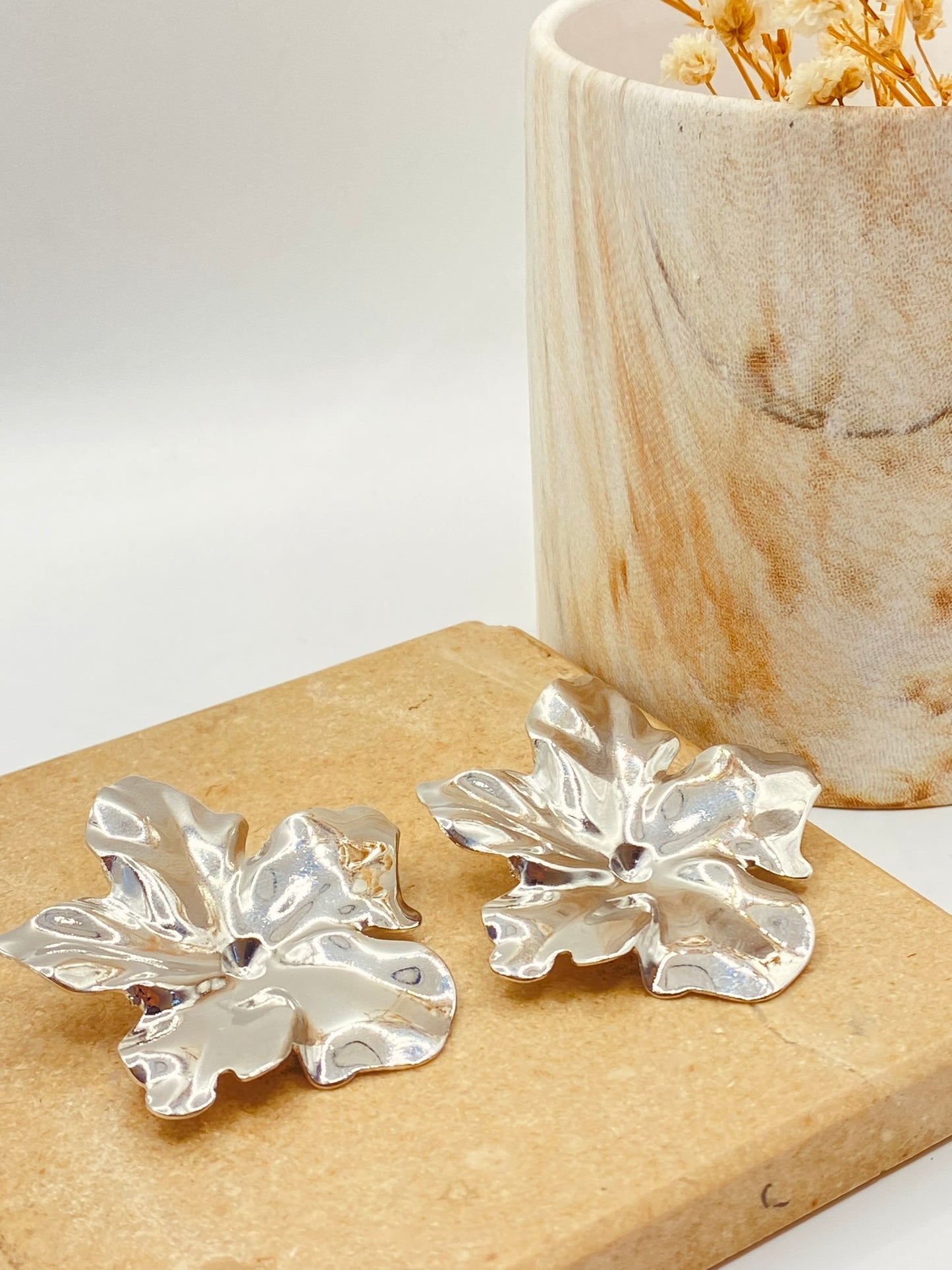 ARETE STATEMENT FLOR CAMILA