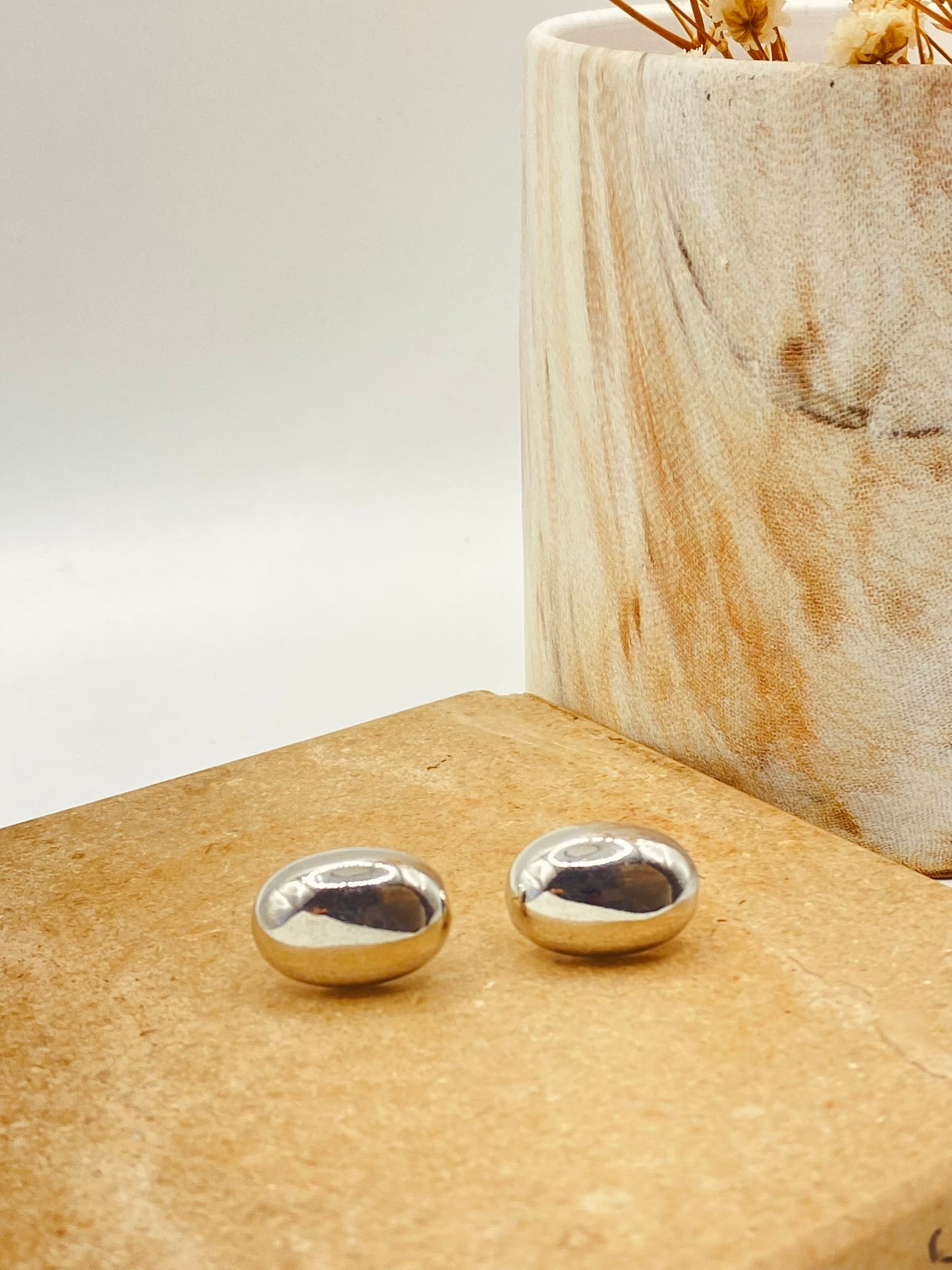 ARETE STUD ANA