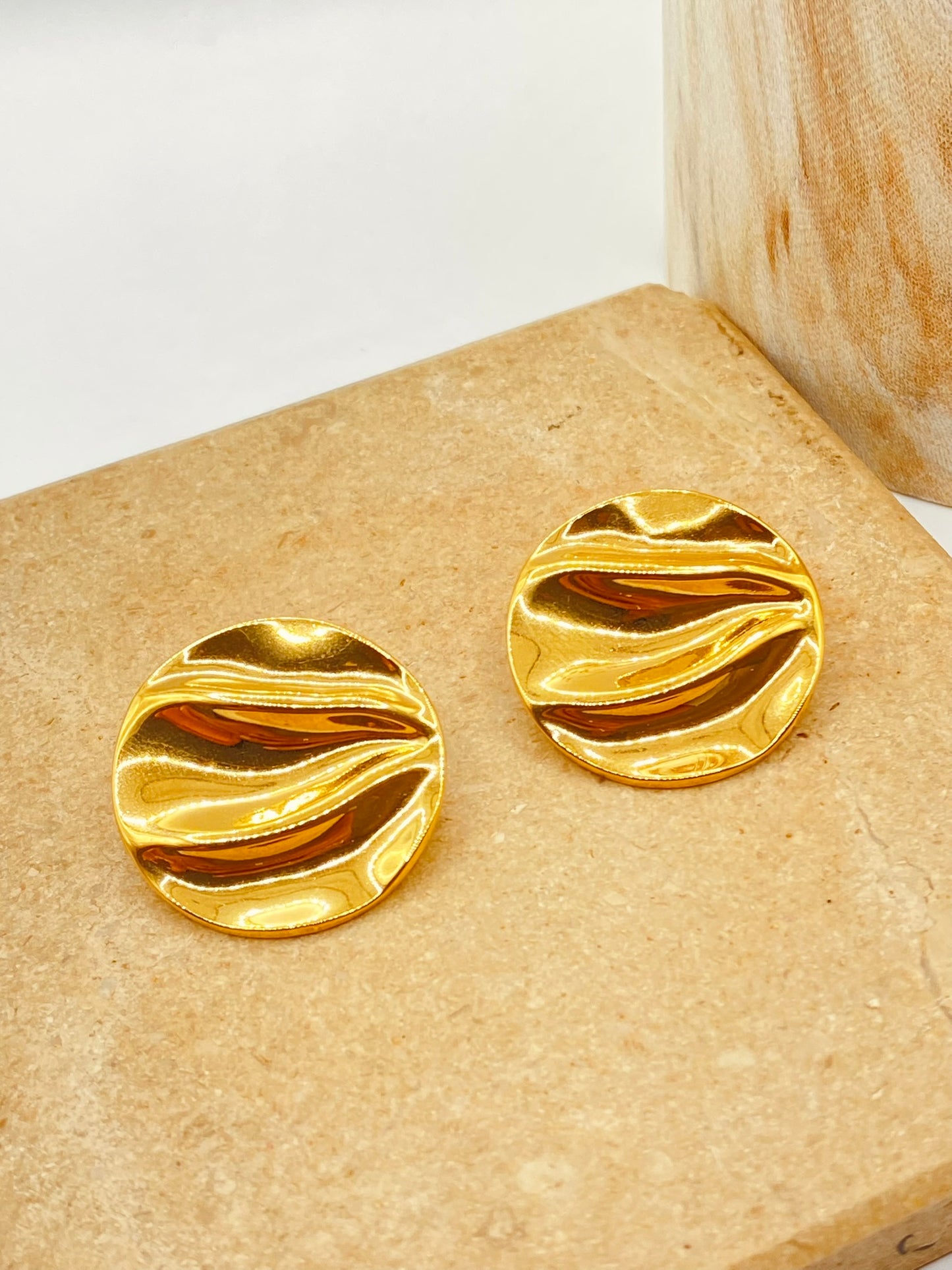 ARETE STUD MILE