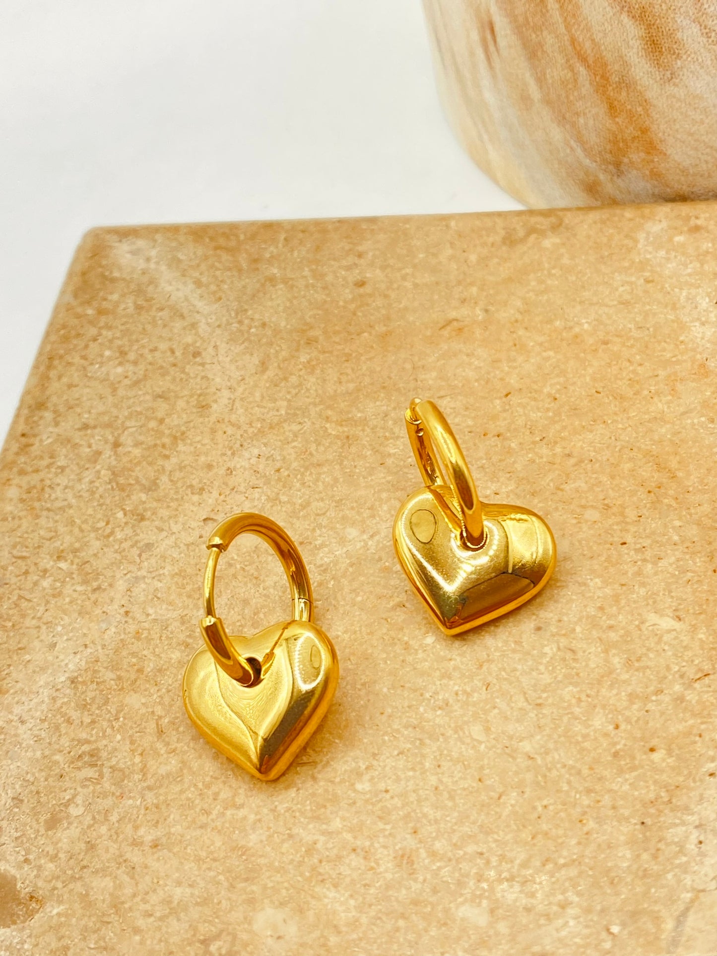 ARETE HOOP SAMANTHA