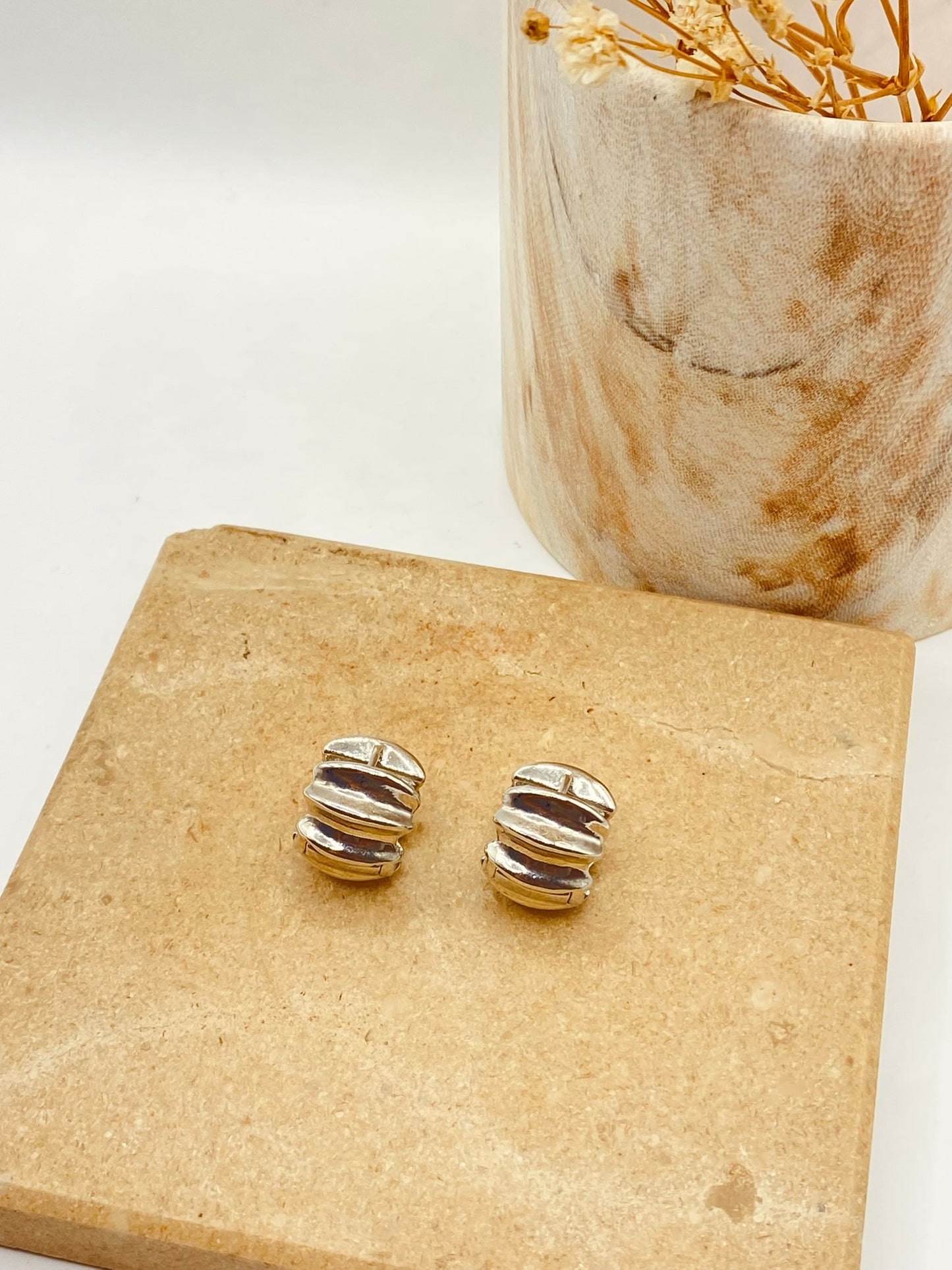 ARETE HOOP VICTORIA
