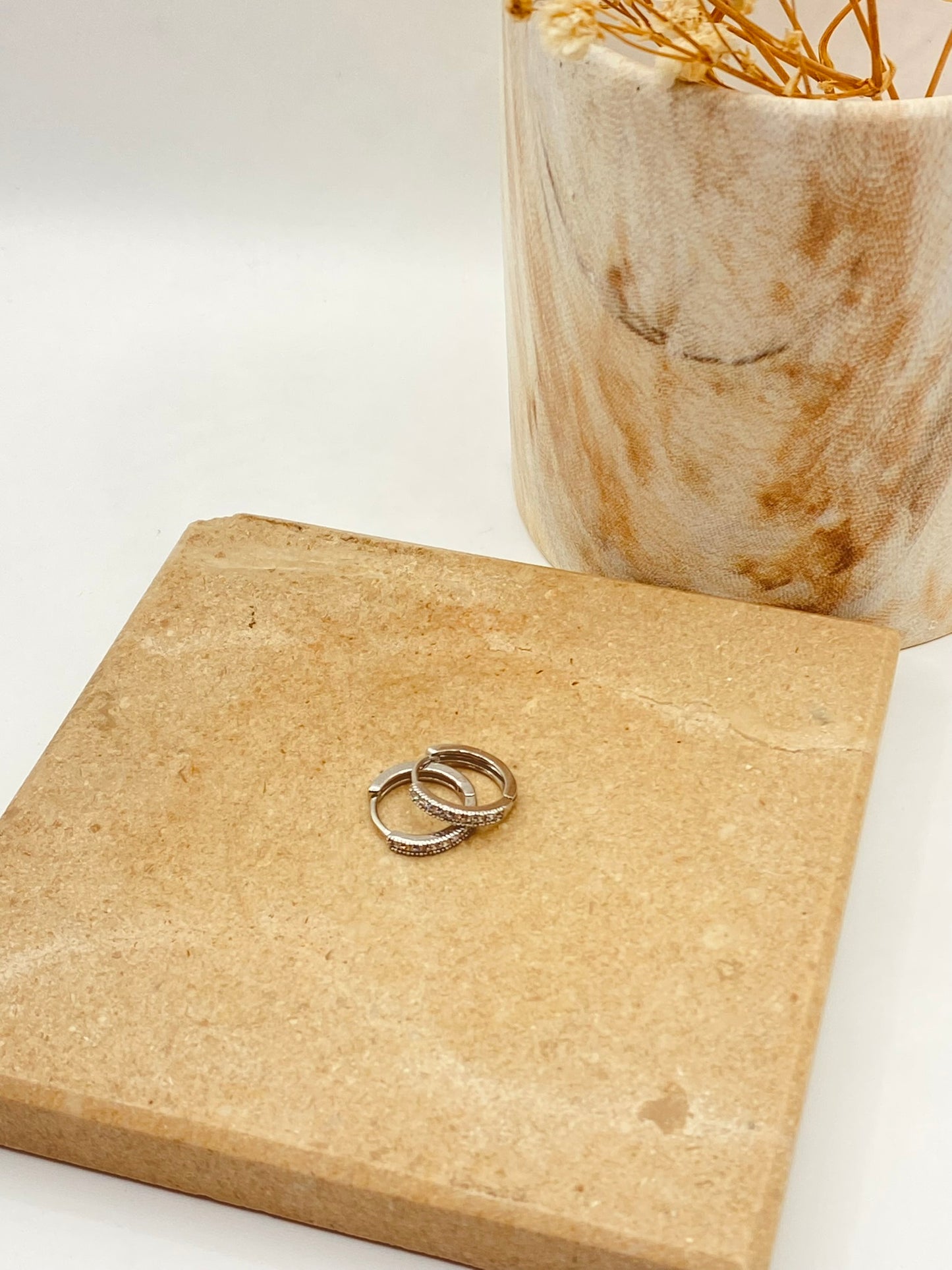 ARETE HOOP SUSAN