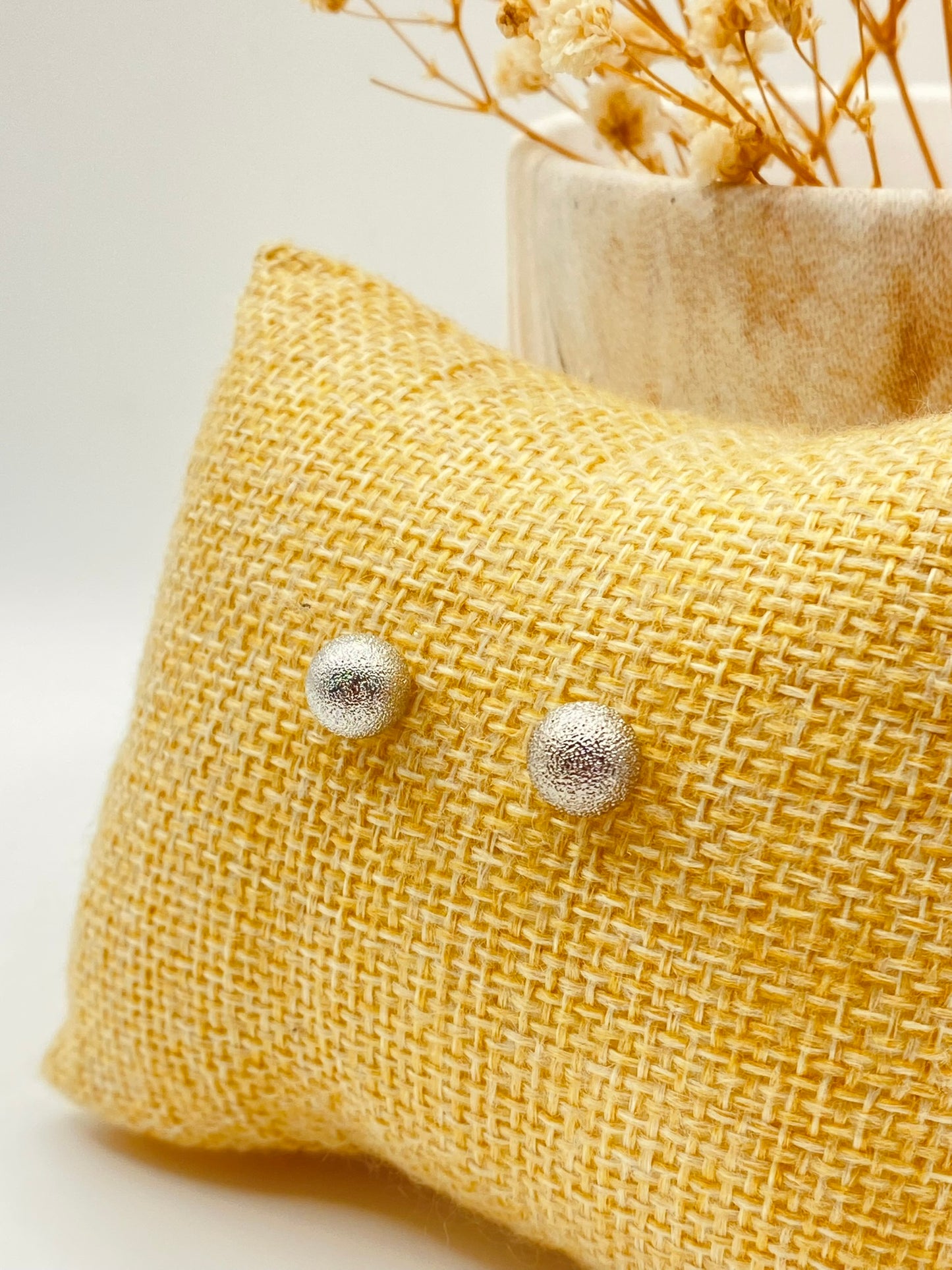 ARETE STUD CARMEN