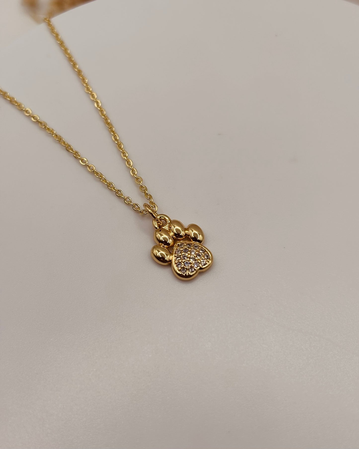 COLLAR PETS- HUELLA PERRITO DORADO Y PIEDRAS PEQ