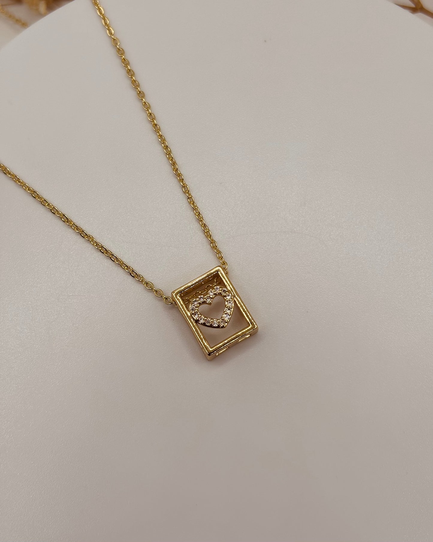 COLLAR AMOR- CORAZON CUADRADO