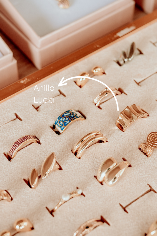 ANILLO LUCIA