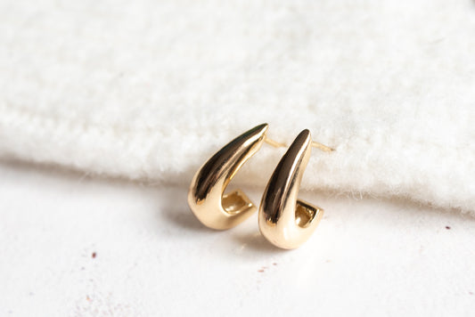 ARETE HOOP SOPHIA