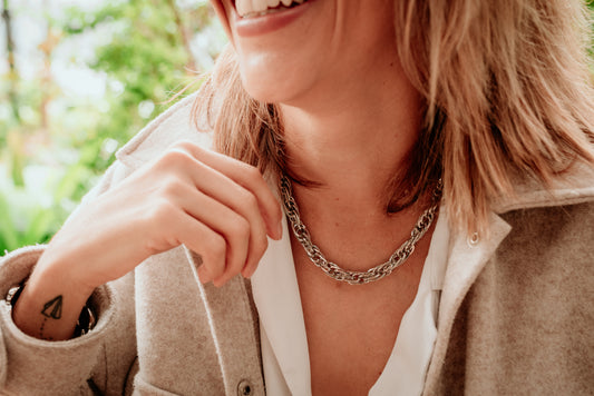 COLLAR LUISA