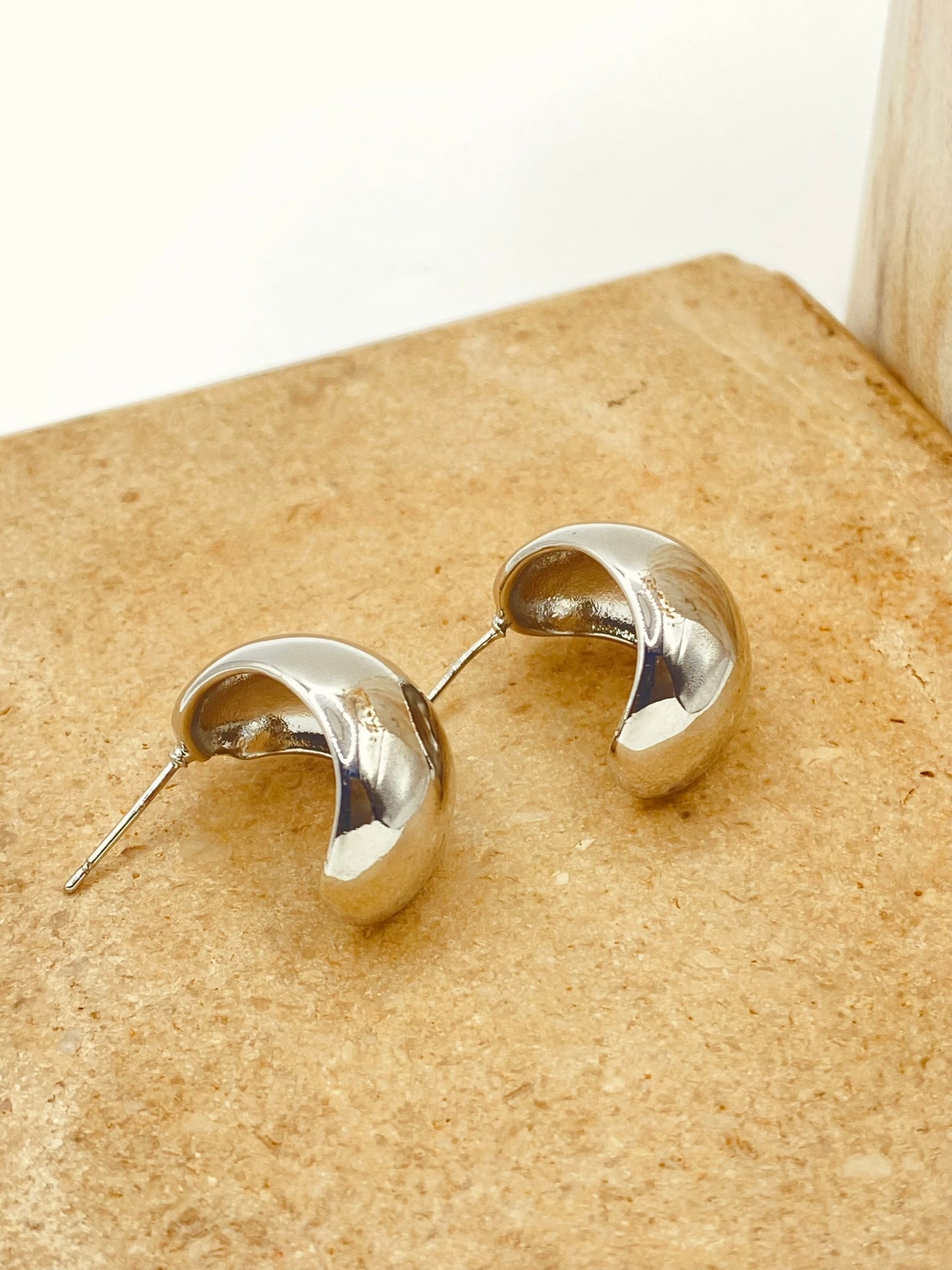 ARETES STUDS ESFERAS