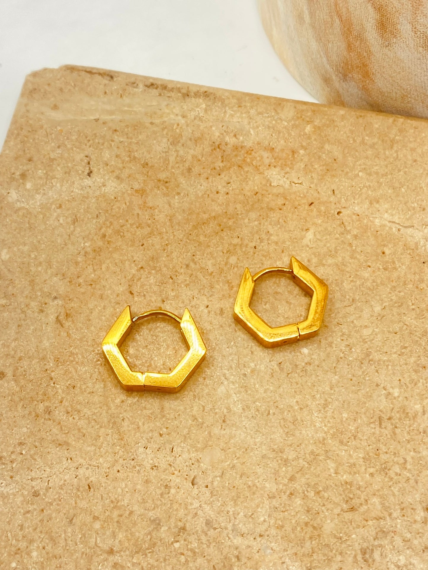 ARETE HOOP KATHIA