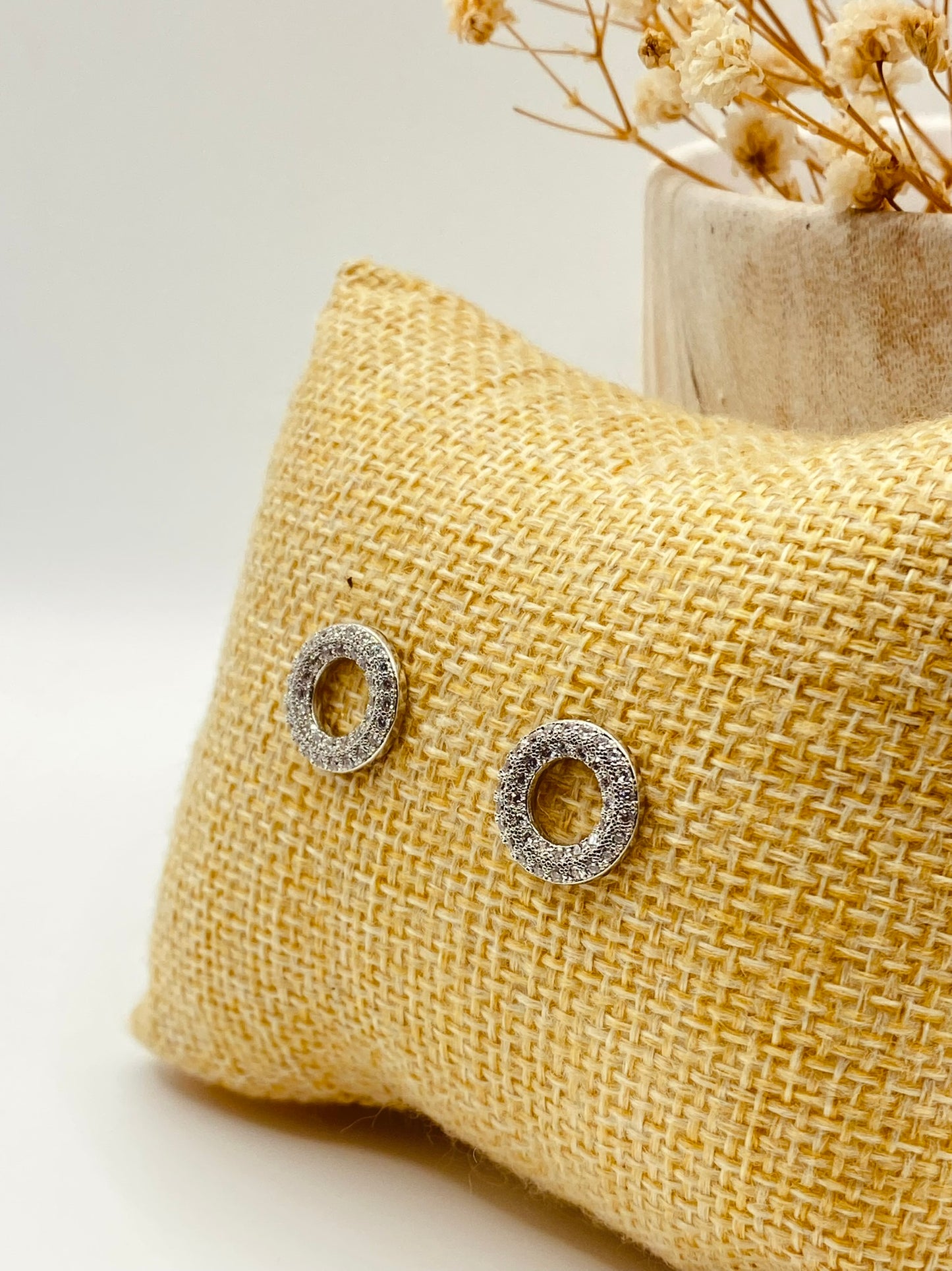 ARETE STUD KAREN