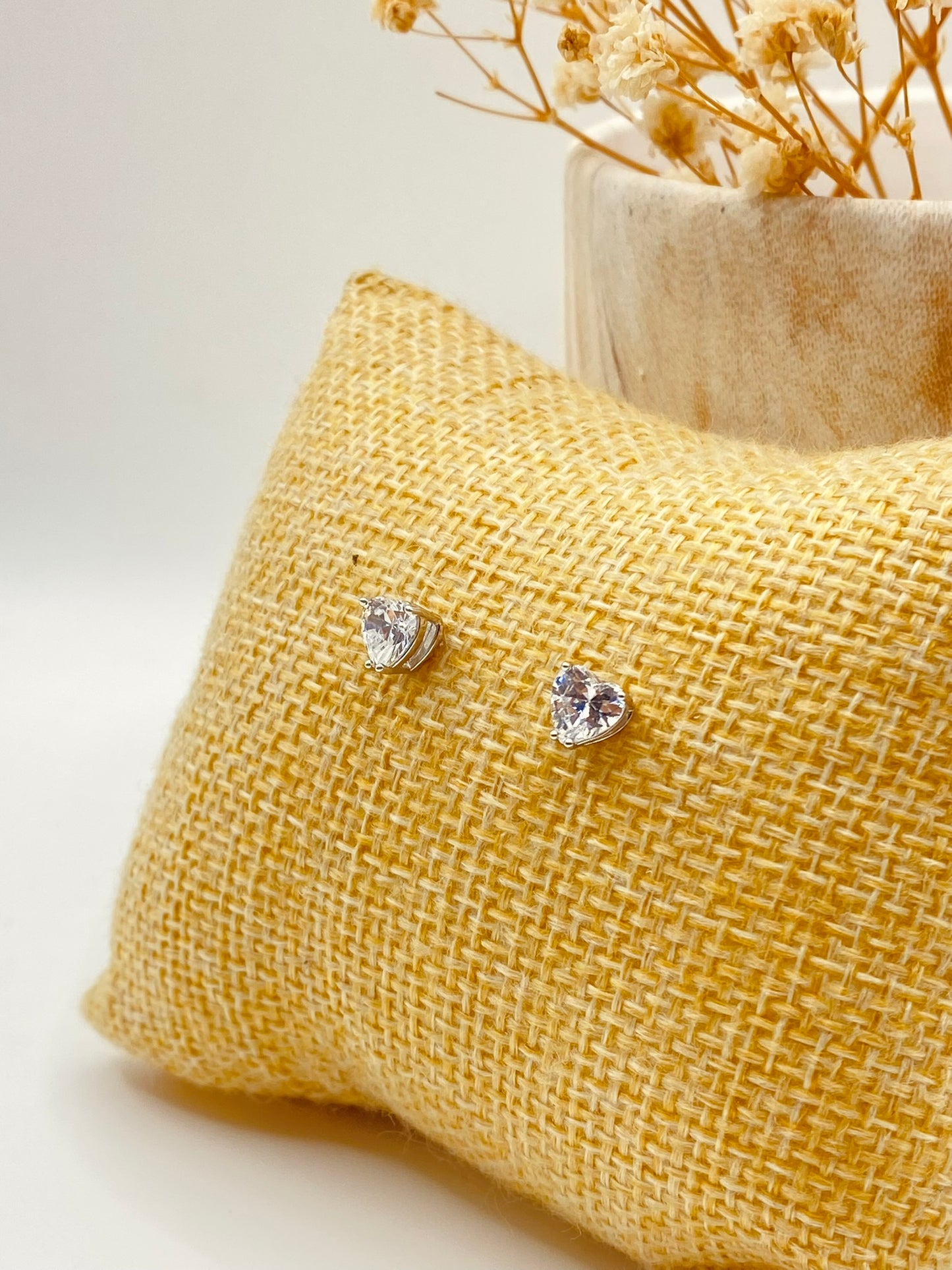 ARETE STUD JOE