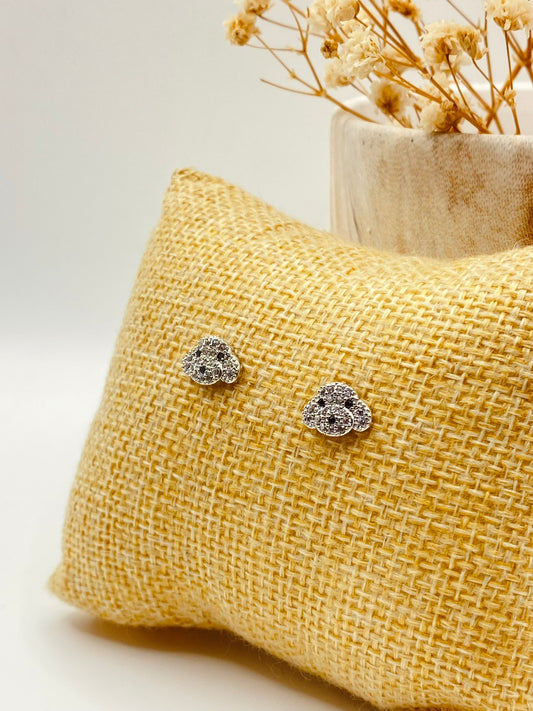 ARETE STUD YARI