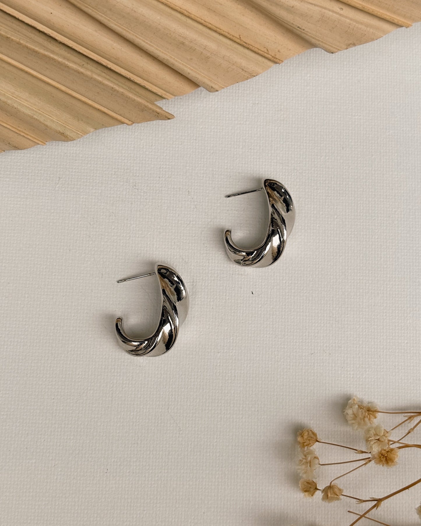 ARETE CHUNKY LARI